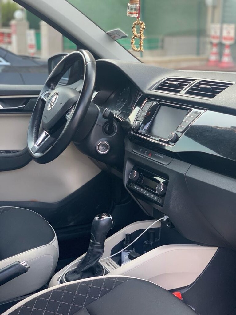 SKODA / FABIA / CARPLAY / 2017 / 120.000 - 16