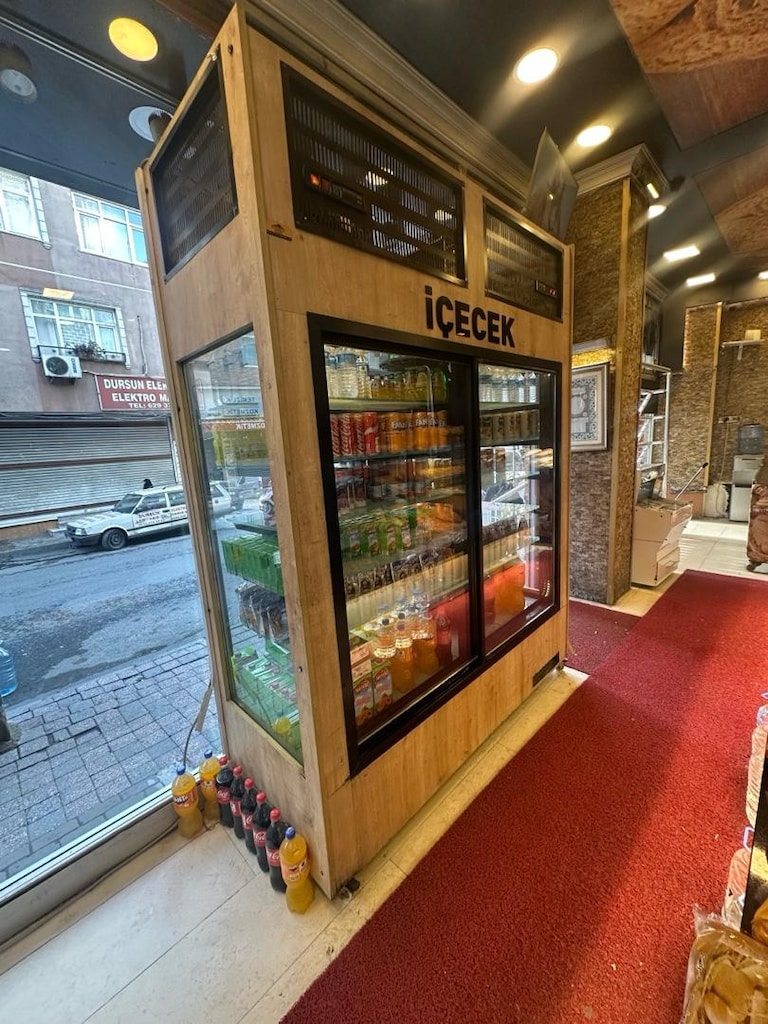 ÖZEL YAPIM 1 YIL KULLANILMIŞ PASTA CEPHE DOLABI VE 4 METRE TEZGAH - 11