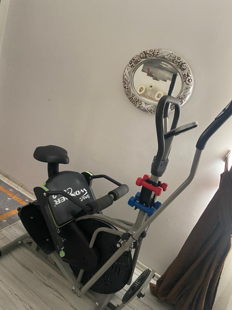eliptik bisiklet ve mekik aleti