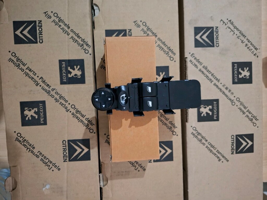 Citroen c4 ll.kasa B7 sol ön cam düğmesi ikili oem - 2