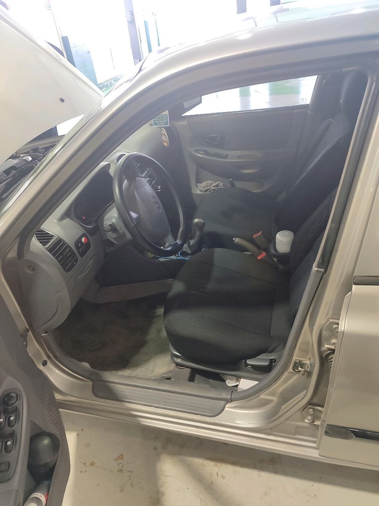 Hyundai ACCENT ADMIRA 1.5 CRDI - 4