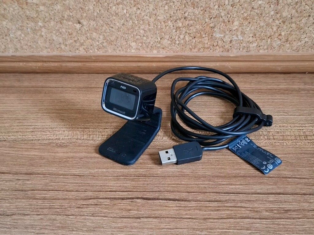Microsoft LifeCam HD-5000 Webcam - 2
