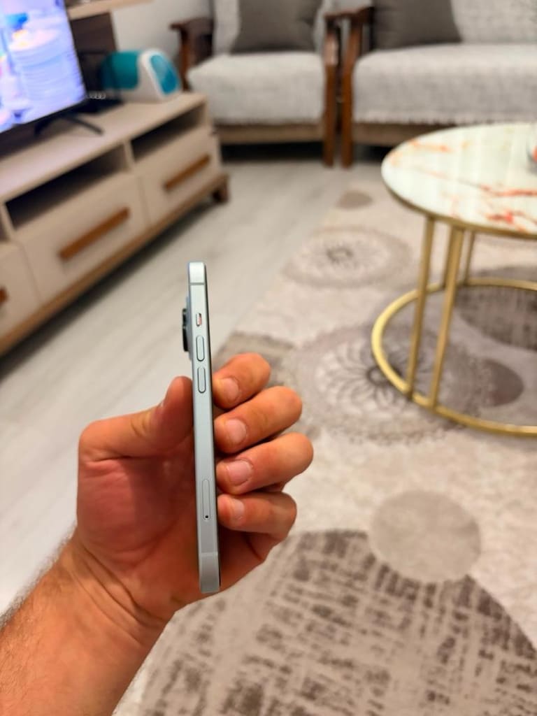 İphone 15 - 4