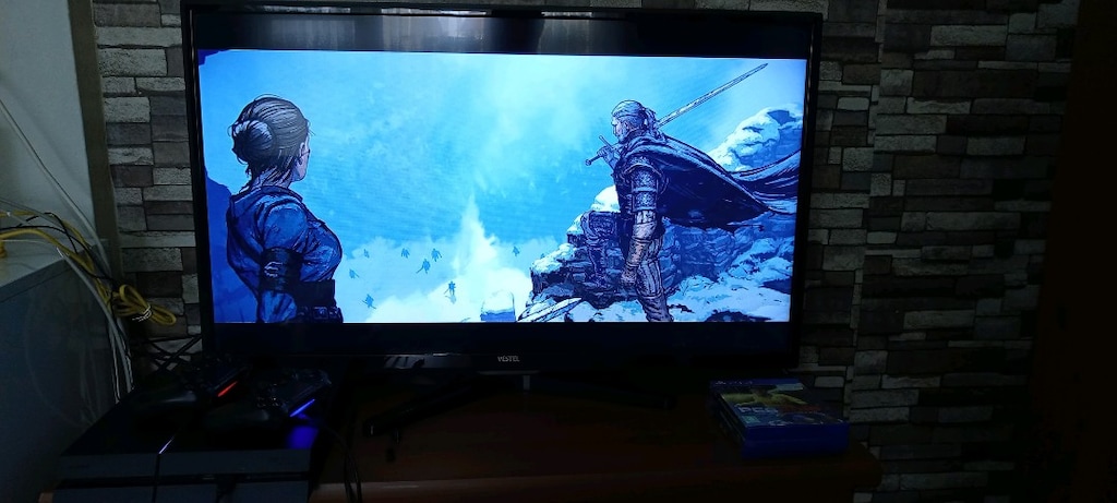 PS4 + 2 KOL + 3 OYUN - 10