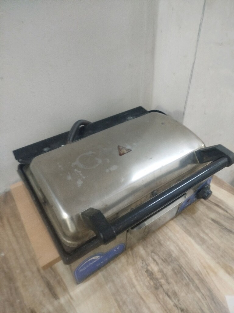 Tost makinesi - 2