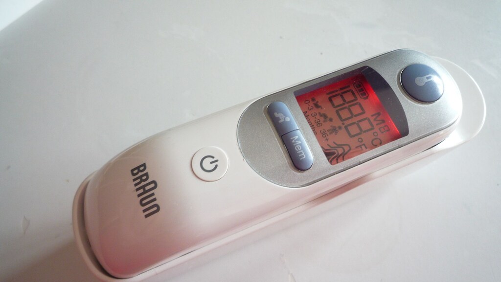 Braun Kulaktan Ataş Ölçer Termometre - 4