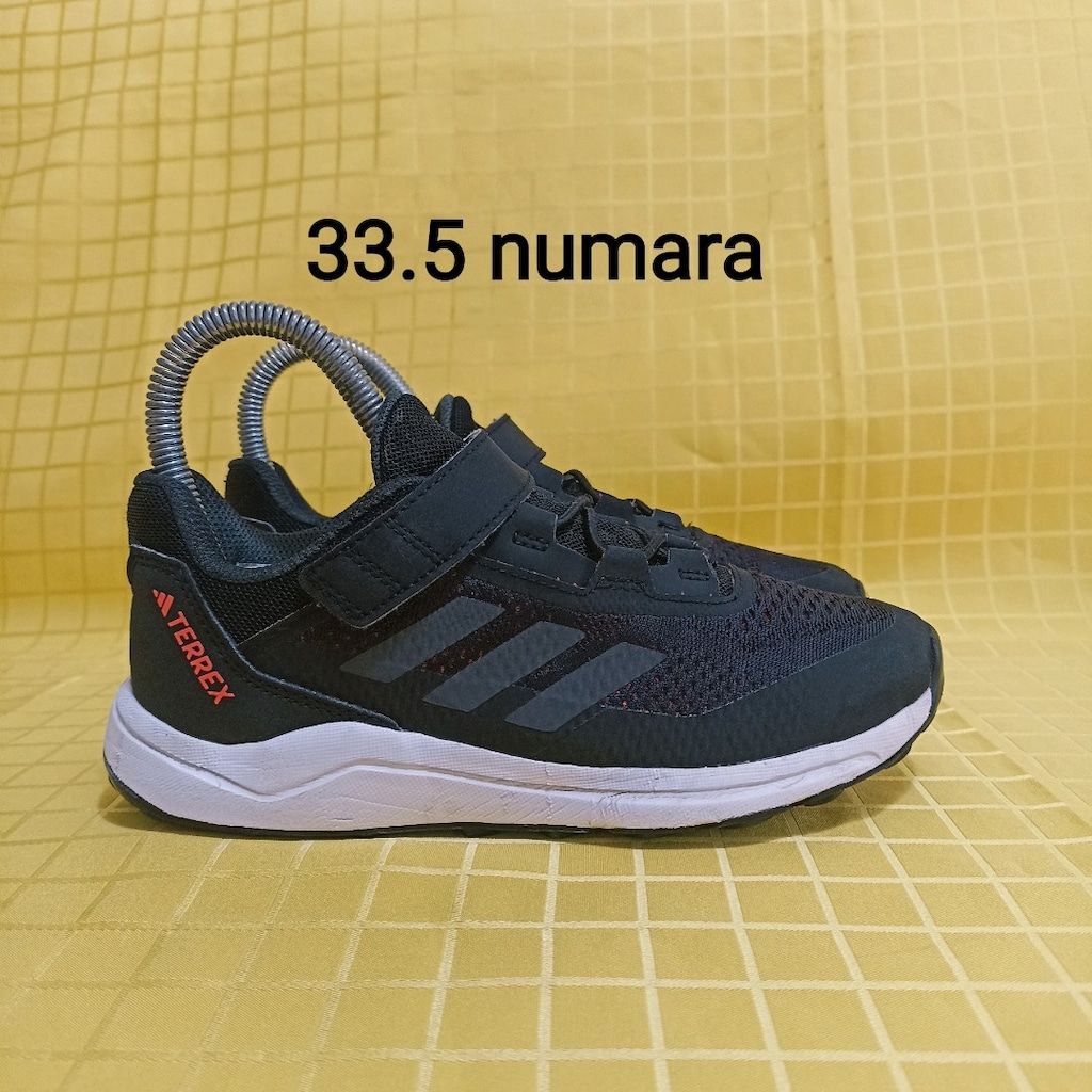 33.5 numara orjinal ADİDAS TERREX spor ayakkabı.
