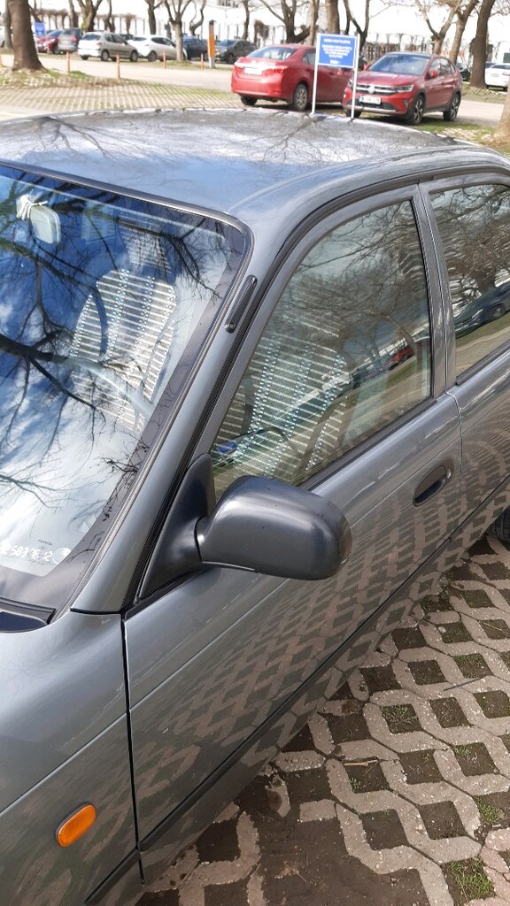 Toyota corolla 1.3 xl - 3