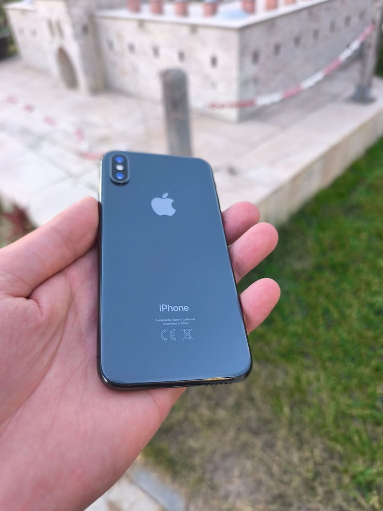 İPHONE X 64 GB TR - 4