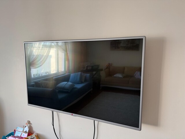 LG 42LB580N-ZM 42" Smart Led TV - İyi Durumda