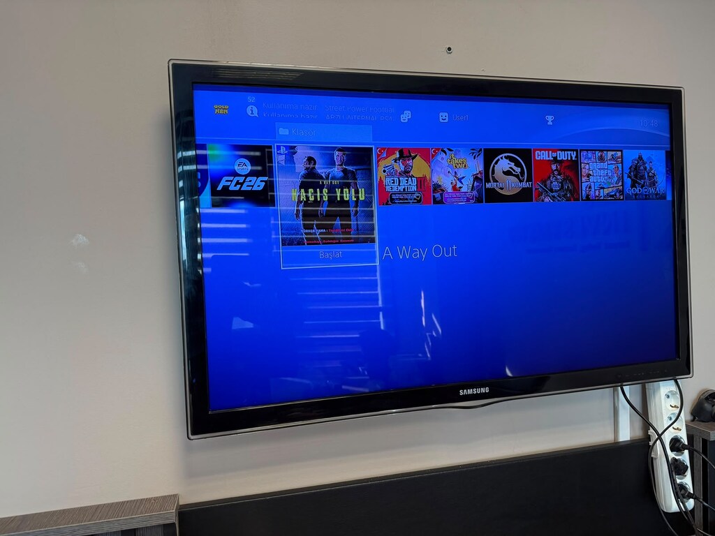 PS4 FAT 500 GB KIRIK JAILBREAKLI + 2 ADET SIFIR KOL + BOL OYUNLU - 19
