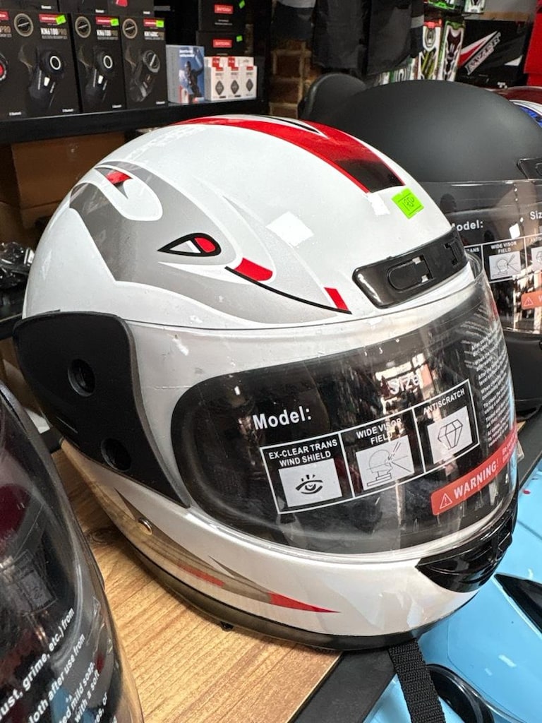 Fullface kapalı motosiklet kaskı - 4