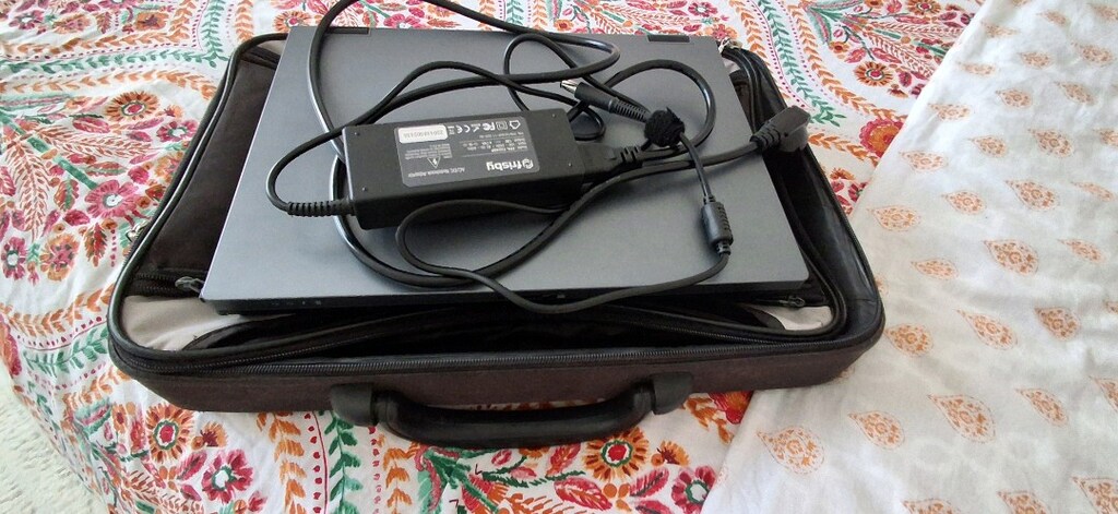 HP laptop - 12