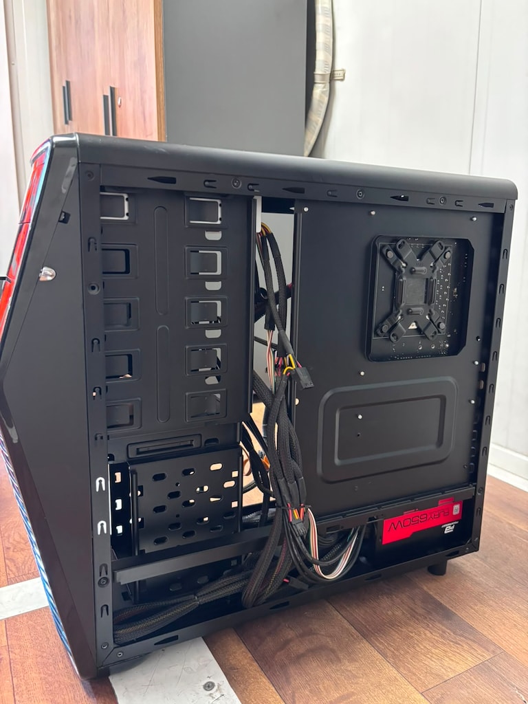 i5-11400F | MSI GTX 1660 SUPER | 16GB Ballistix | 768GB SSD | Kutulu - 8