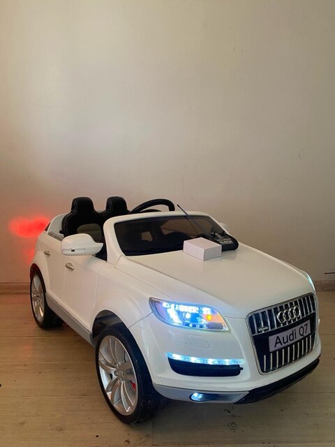 Audi Q7 **LİSANSLI** Akülü Araba