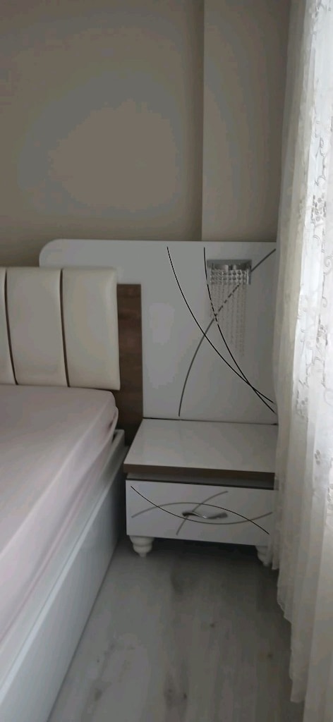 Beyaz Yatak ve Başlık - 2