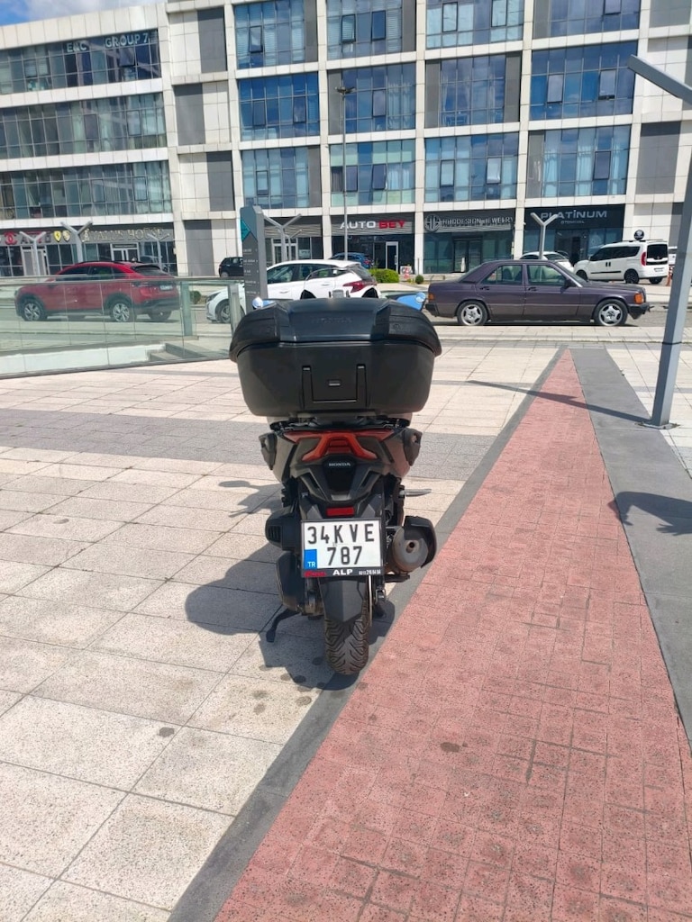 Honda Forza 250 Orijinal (Akıllı Çantalı) - 9