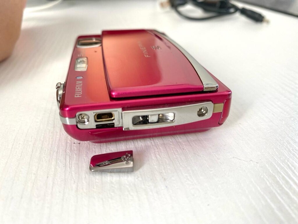 Retro Y2K Fujifilm FinePix Z90 Fuşya Pembe Dijital Fotoğraf Makinesi - 10