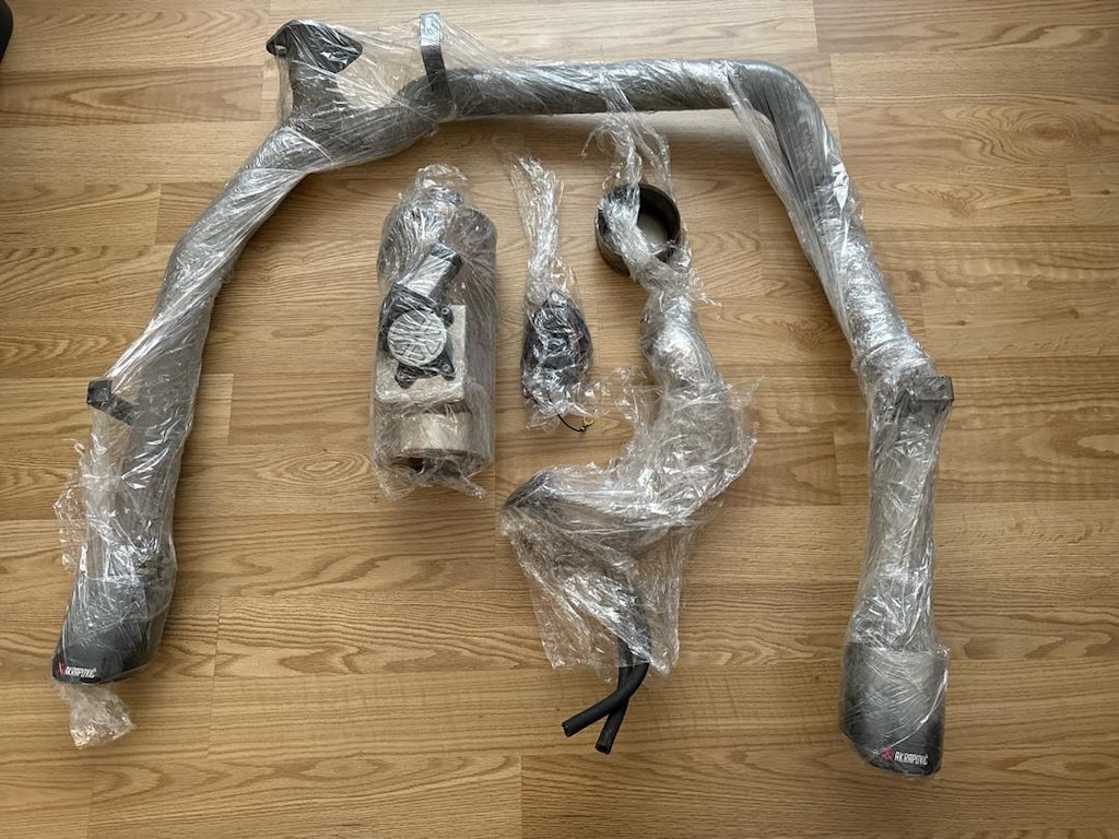 Polo 2014 1.4TDI egzoz seti (Down Pipe + 2 Akrapoviç + Varex Egzoz) - 3