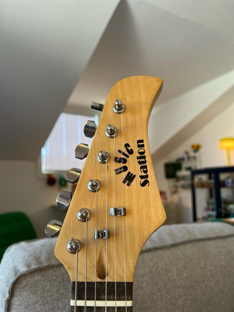 FULL SET MUSIC STATION SSS STRAT ELEKTRO GİTAR + MİDEX 25BTU AMFİ - 7