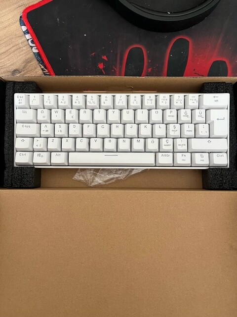 REDRAGON K530 PRO BEYAZ RGB %60 OYUNCU KLAVYESİ