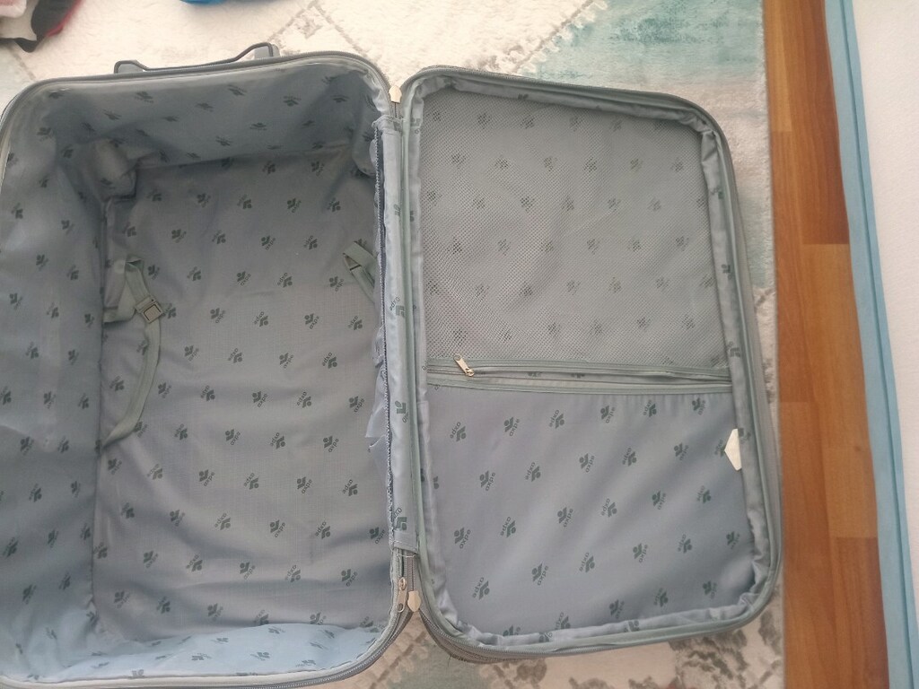 gri ve lacivert renkte bavul - 7