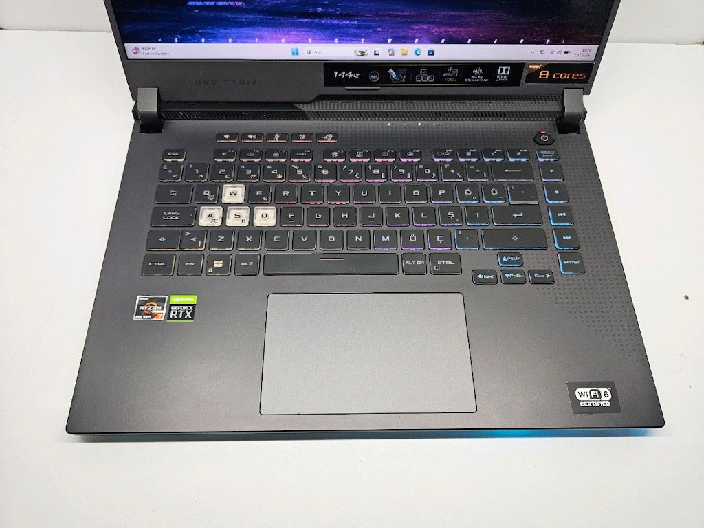 Asus Rog Strix Gaming Laptop RTX3050 - 2