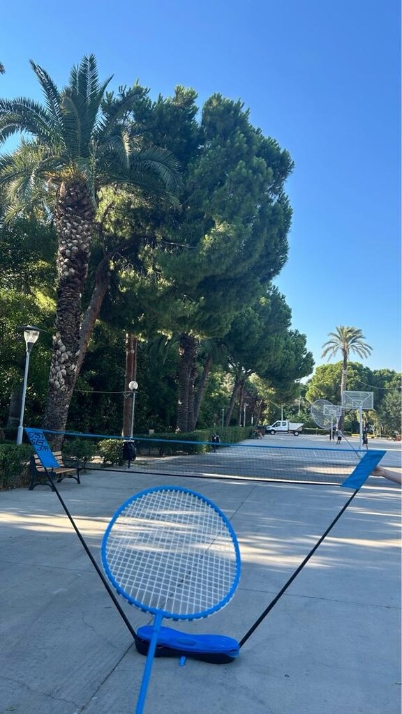 Decathlon 3 Metre Portatif Badminton Seti – File + 2 Raket + Toplar - 2