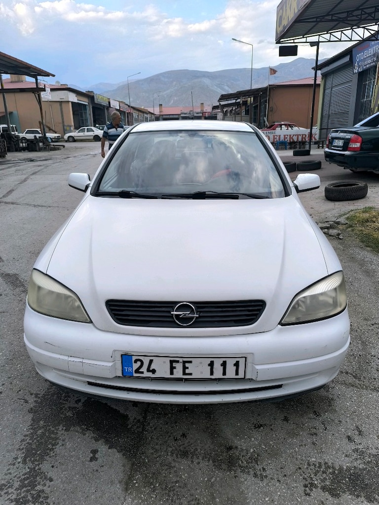 Opel Astra 1.4 Clup 2003 - 4