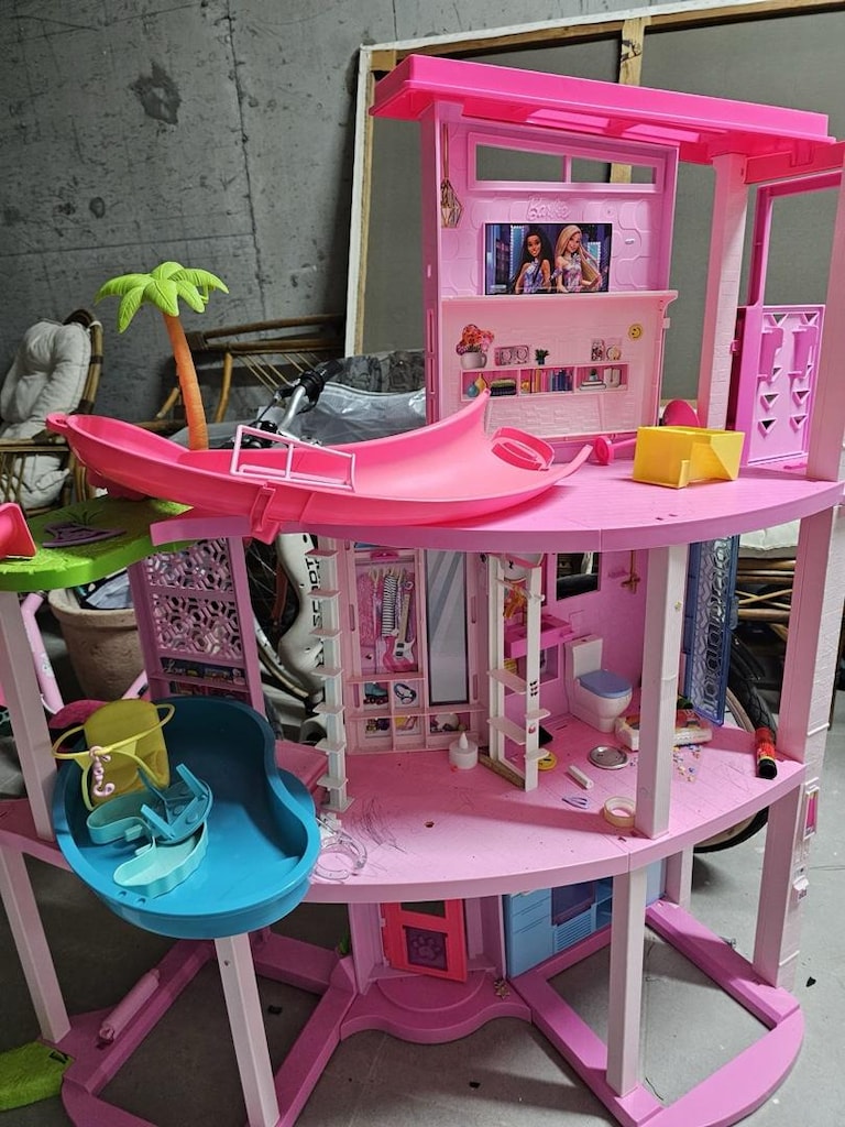 Barbie Dream House 3 Katlı ev