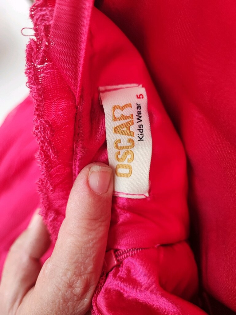 5 yaş sık elbise orda yazmıyordu beden mecbur 2 yaş yazdım - 3