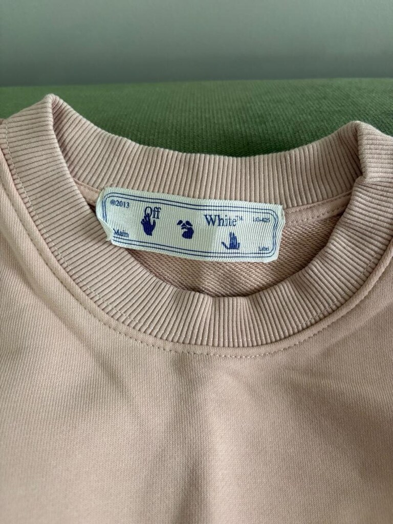 kenzo ve off marka Sweat hepsinin fiyatıdır toplam 5 adettir - 2