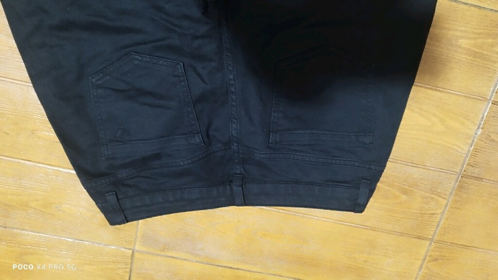 #Club Beymen şık tarz jeans pantolon..Mağazasında 6000 TLdir. - 6
