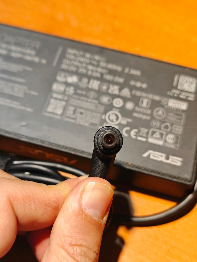 ASUS Şarj Cihazı Adaptörler ADP180TB , ADP120RH , EXA1203YH , PA1650 - 9