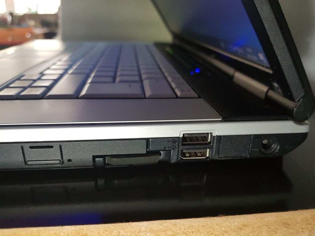 Fujitsu LIFEBOOK E sersi İ5 Temiz Kullanılmış 240 SSD Hızlı Seri - 11