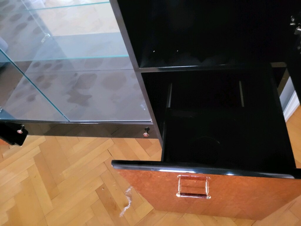 Salon cam masa, camlı büfe, Aynalı konsol - 5