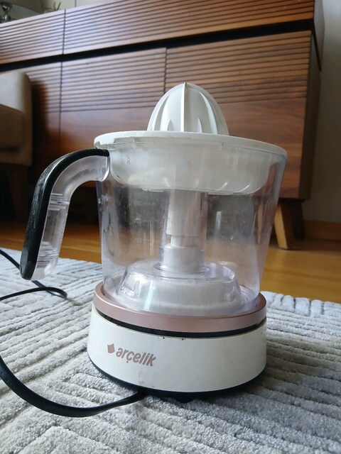 Arçelik Ms 6910 narenciye sıkacagı.