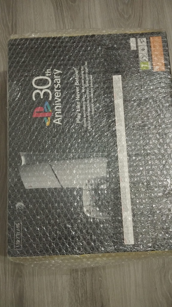 Koleksiyonluk - Sıfır Açılmamış PlayStation 5 30th Anniversary - 2