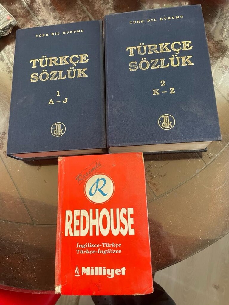 TÜRKÇE SÖZLÜK TÜRK DİL KURUMU VE İNGİLİZCE SÖZLÜK - 2