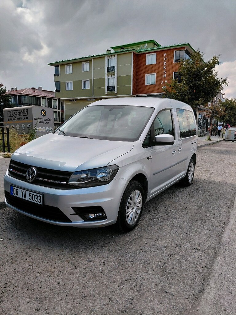 SAHİBİNDEN TEMİZ DÜŞÜK KM VOLKSWAGEN CADDY - 3