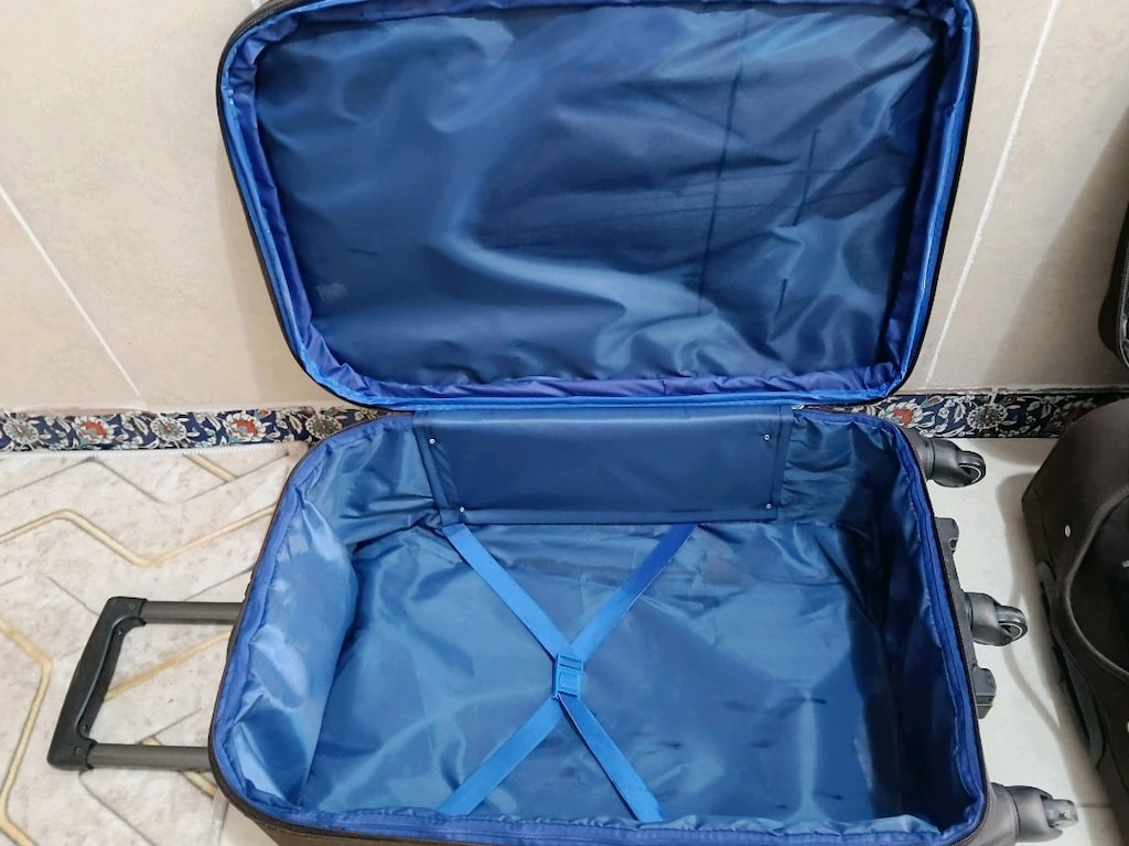 2 Adet tekerlekli orta boy valiz - 8