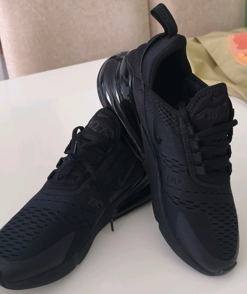 Nike Air Max 270