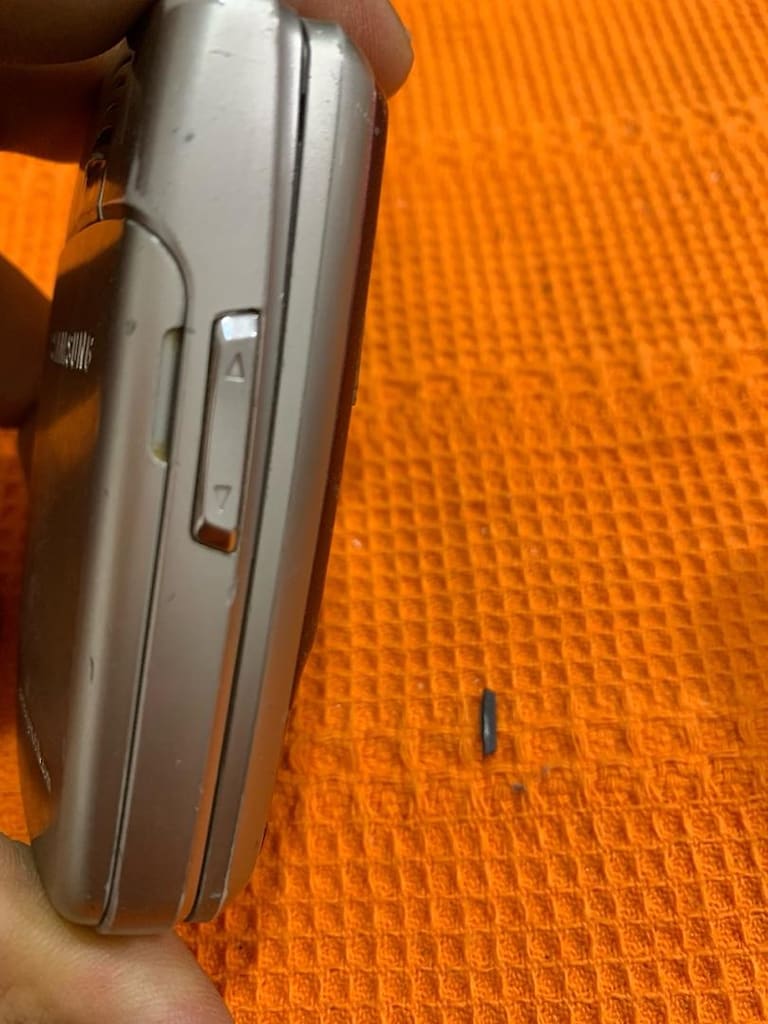 2 adet d500 Samsung birinin imaili aktif ama açılmıyor - 4