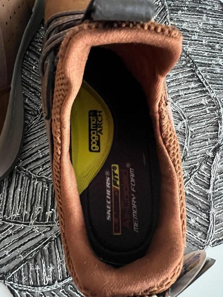 skechers delson axton 42.5 - 4