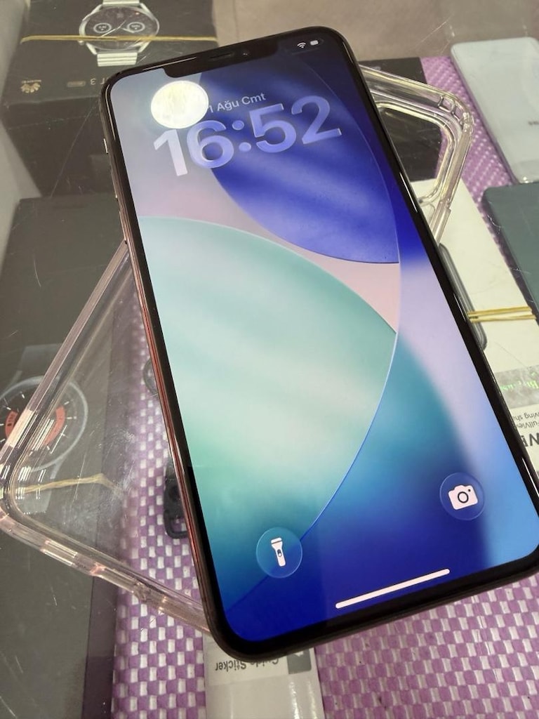 APPLE iPhone 11 PRO MAX 64 GB YURT İÇİ TELEFON YURT İÇİ - 4