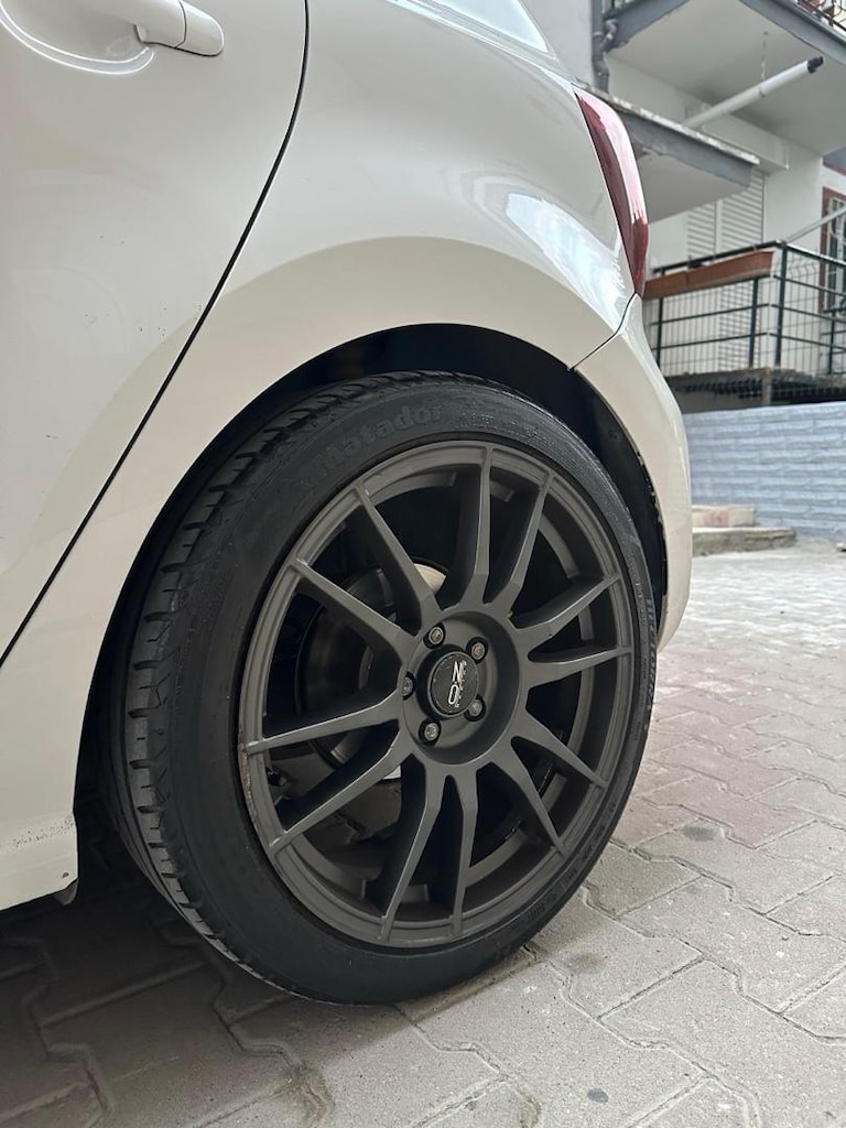 oz ultraleggera tertemiz 17 5x100 jant lastik