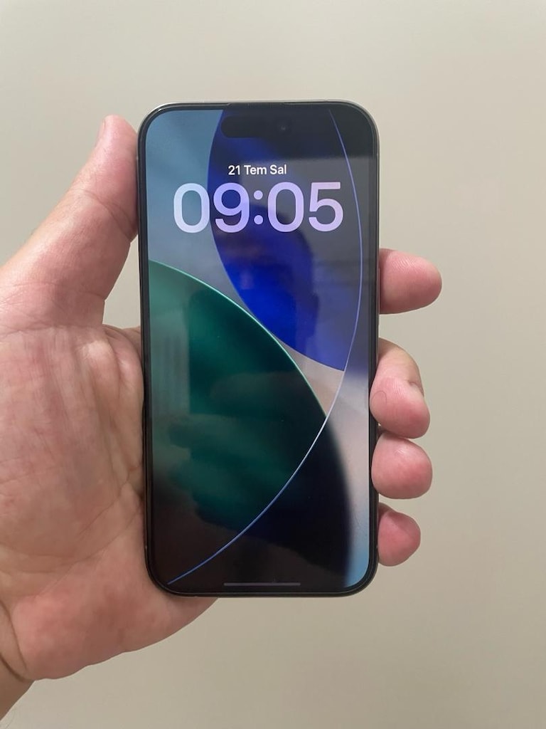 iPhone 15 Pro Naturel Titanyum Kusursuz - 2