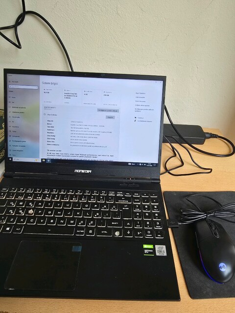 Monstar Laptop