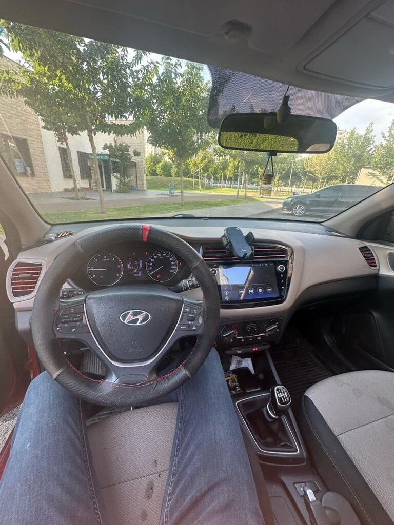 i20 - 10