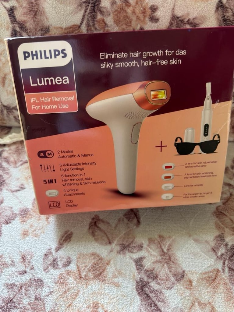 Philips Lumea IPL Tüy Alma Cihazı - 4 Başlıklı / (Çok Az Kullanıldı)